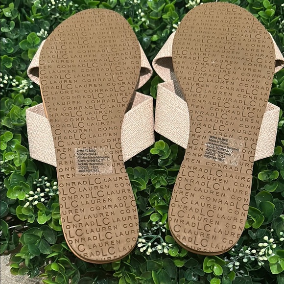 LC Lauren Conrad Tan Minimalist Slide Sandals - Picture 2 of 8